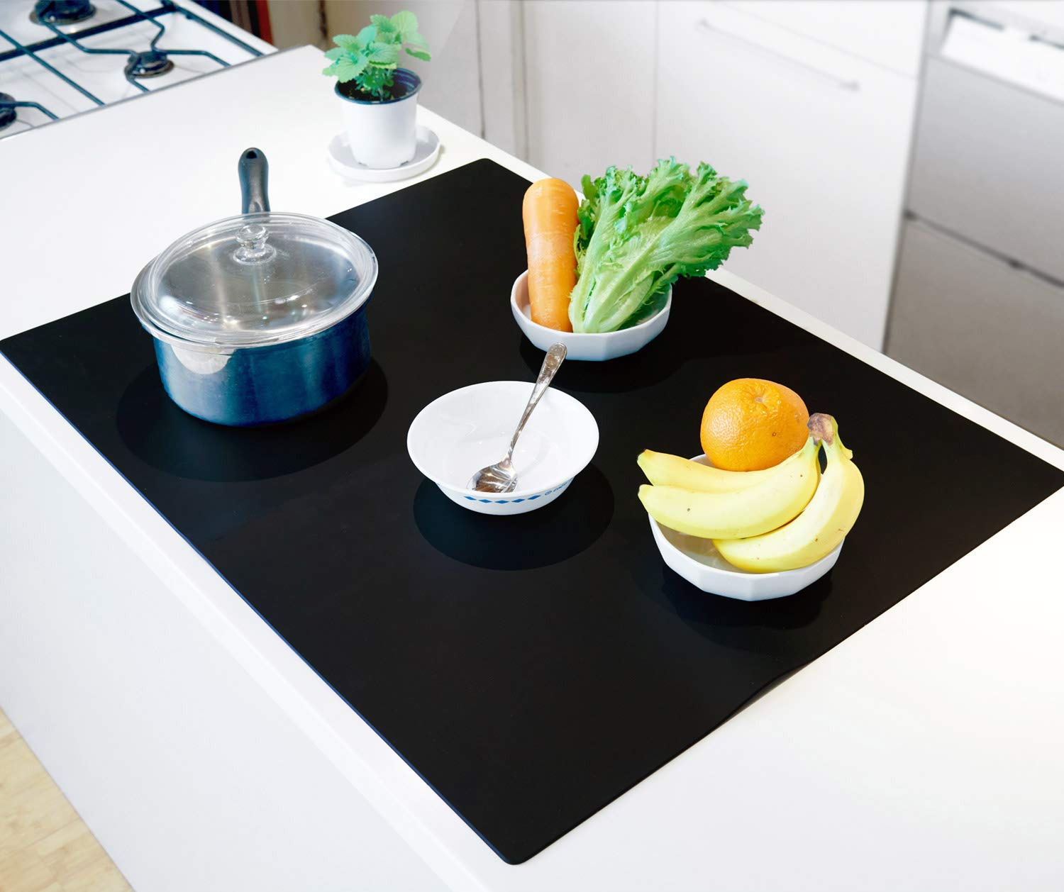 Amazon｜［Utiel］ シリコンマット 80×60㎝ 厚さ1.5㎜ 大判